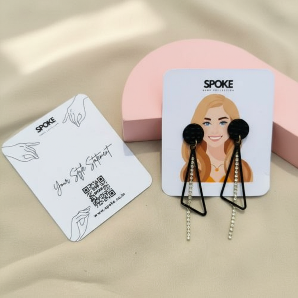 Spoke triangle stone stubbed Earring Spoke triangle stone stubbed Earring - Image 3